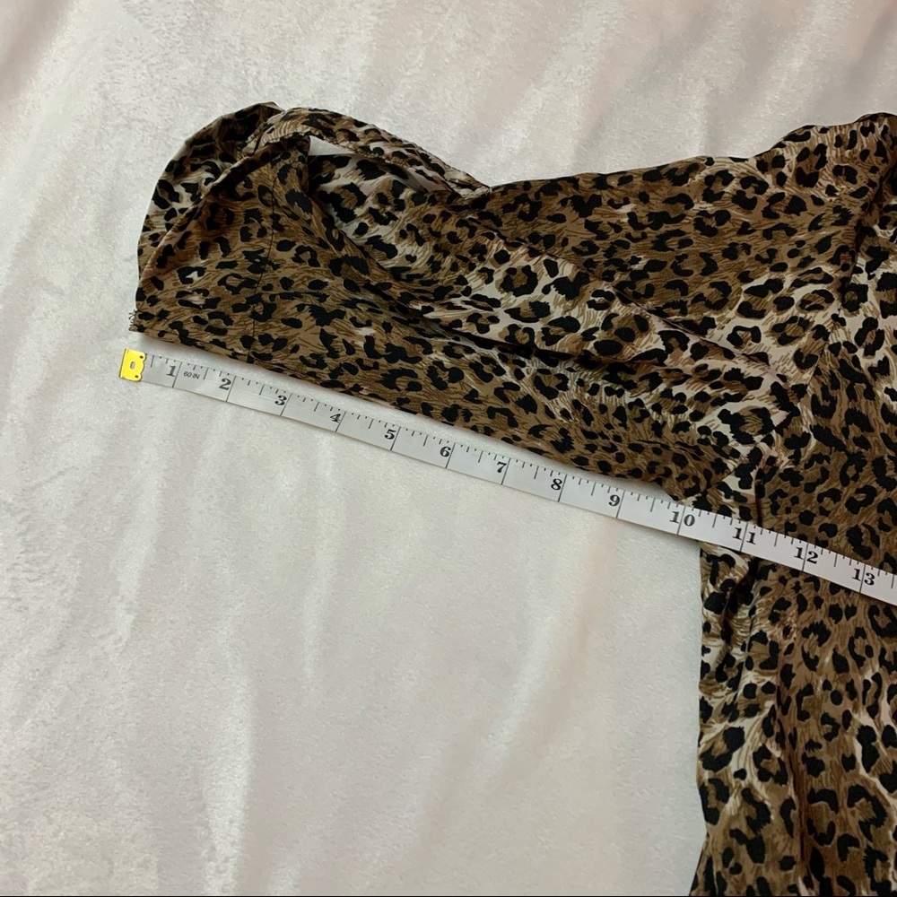 Twik Simons Cheetah Hi-Low 3/4 Sleeve Top Small - Picture 11 of 14